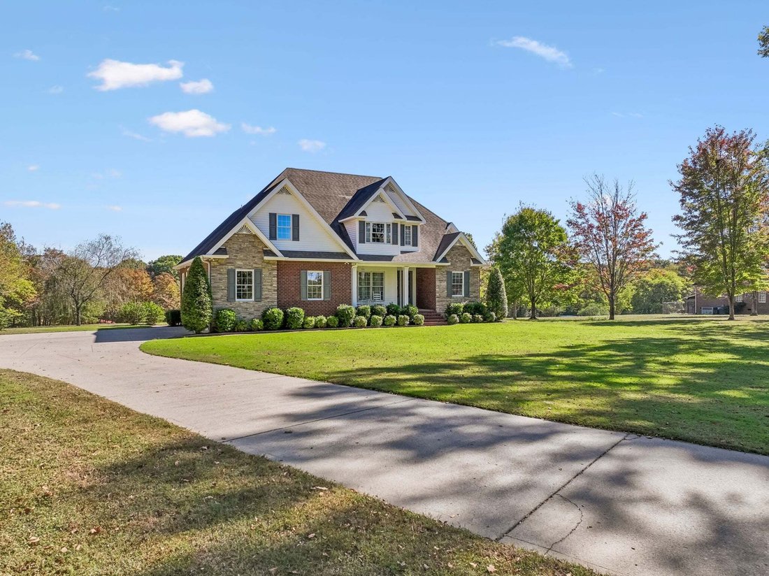 House in Lebanon, Tennessee, United States 2 - 19182078