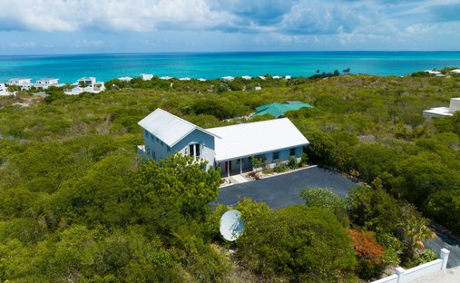 House in The Bight Settlement, Caicos Islands, Turks and Caicos Islands 1
