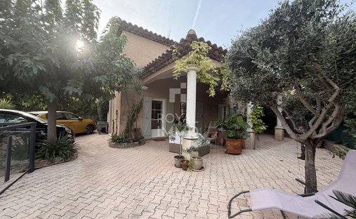 Casa a Les Rayols-Saint Lazare-Les Bousquets, Cuers, Francia 1