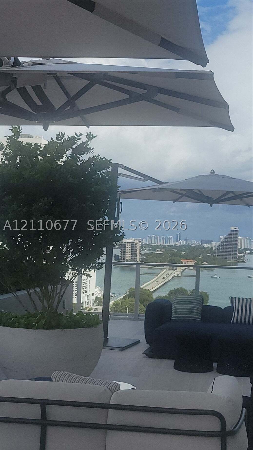 Condo in Miami, Florida, United States 2 - 19182425