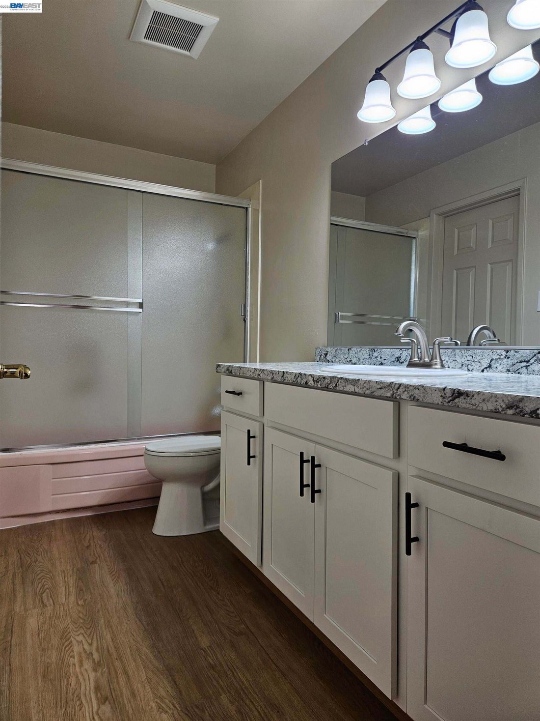 Otros en Hayward, California, Estados Unidos 2 - 18528746
