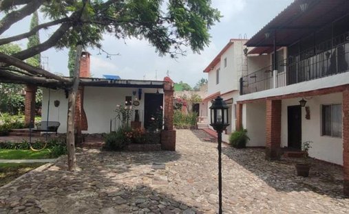 House in Tepotzotlán, State of Mexico, Mexico 1