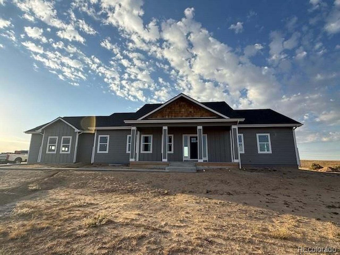 House in Bennett, Colorado, United States 1 - 19182113