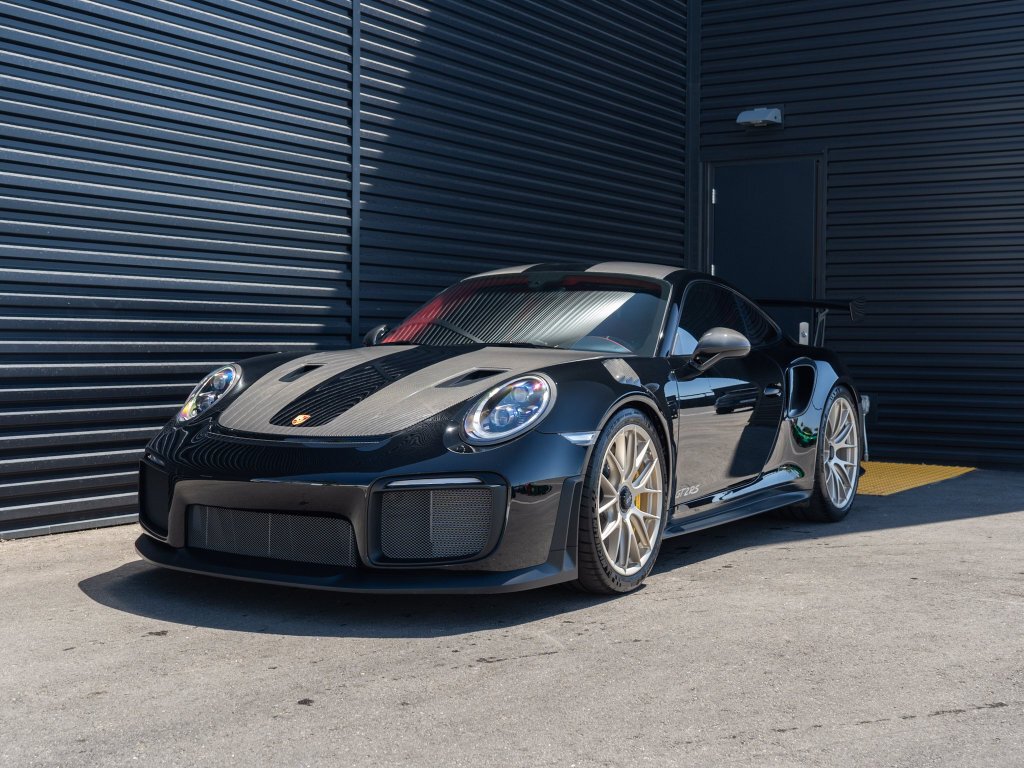Coupe in Bakersfield, CA, United States 1 - 19182753