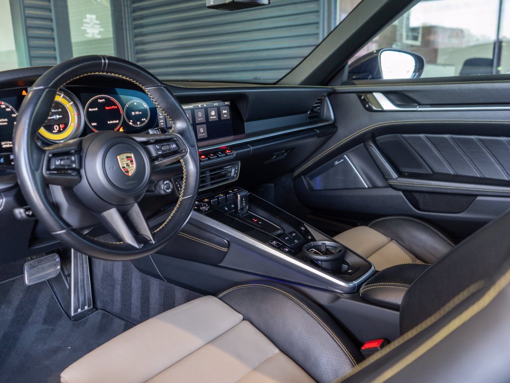 Cabriolet in Bakersfield, CA, United States 4 - 19182760