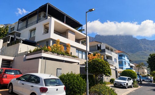 Apartment in Vredehoek, City Bowl, Cape Town 1