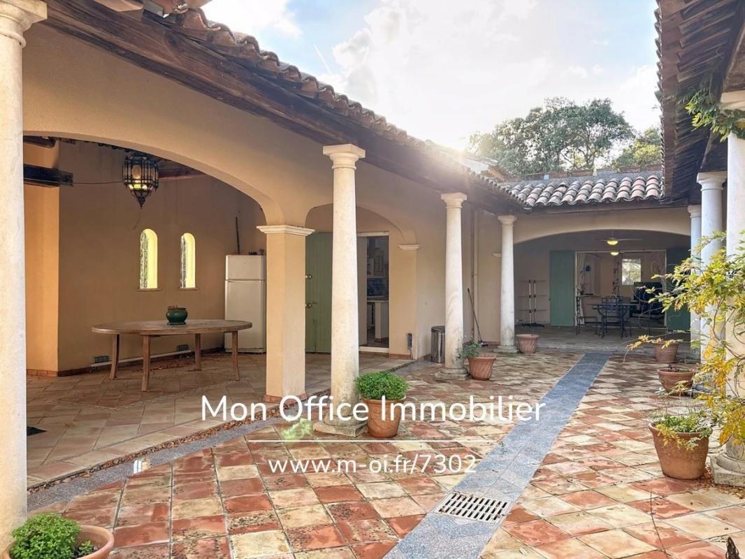 House in La Môle, Provence-Alpes-Côte d'Azur, France 4 - 19182336