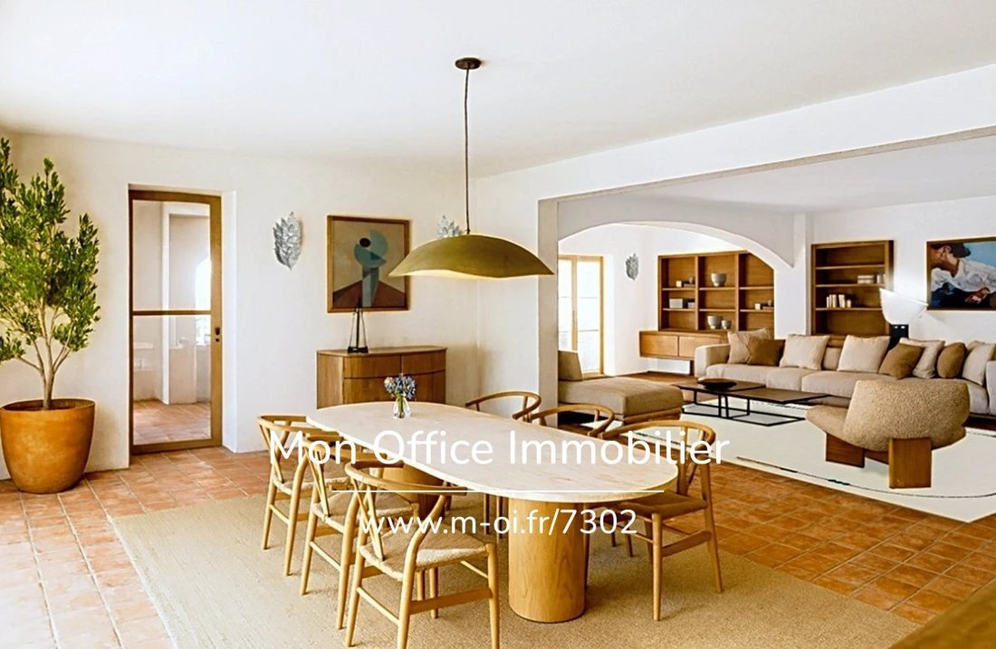House in La Môle, Provence-Alpes-Côte d'Azur, France 2 - 19182336