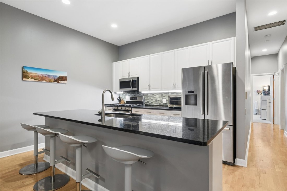 Condo in Chicago, Illinois, United States 3 - 19182612