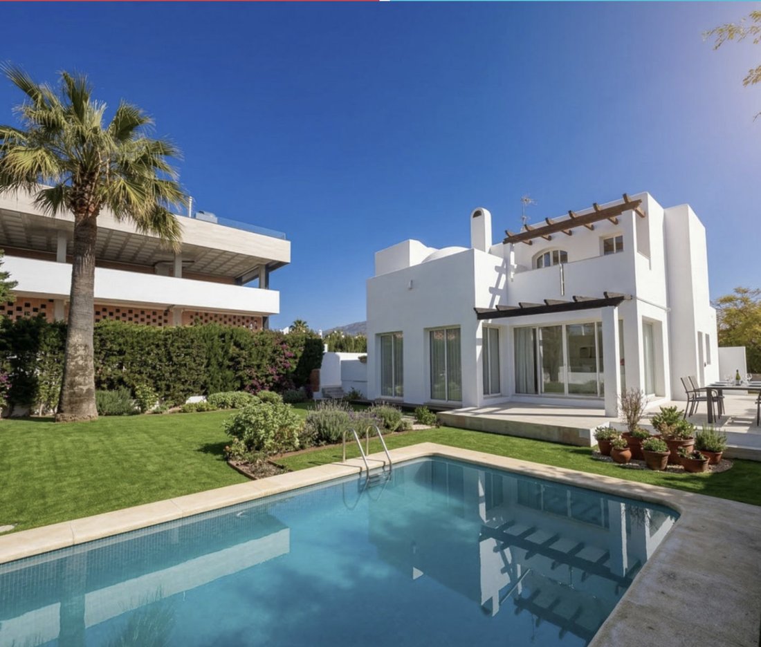 Villa in Nueva Andalucia, Marbella, Spain 1 - 19182362