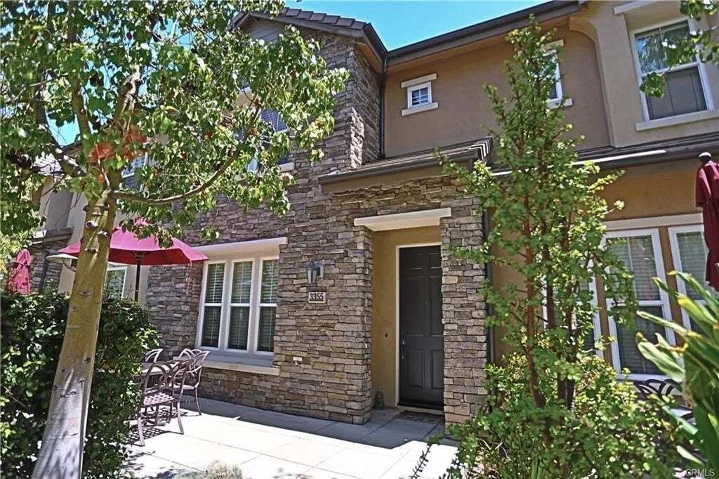 Maison de ville à Costa Mesa, Californie, États-Unis 1 - 19182559