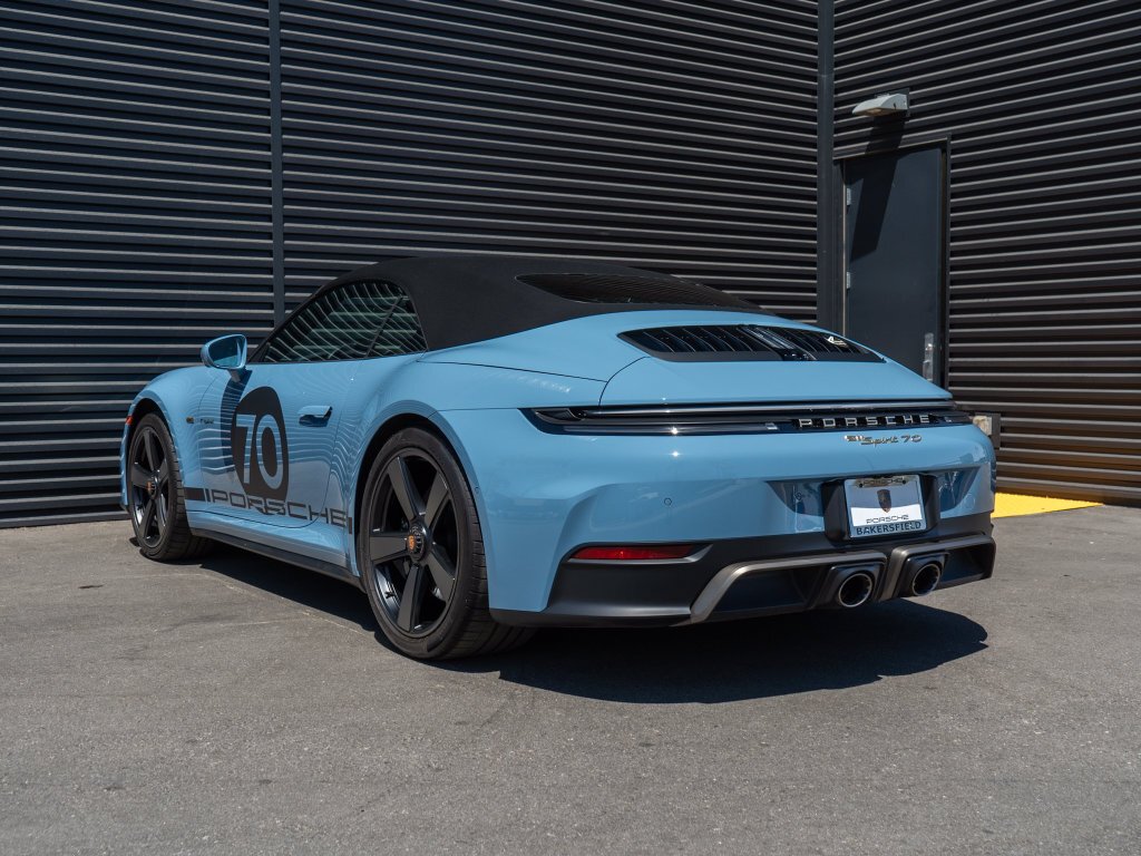 Cabriolet in Bakersfield, CA, United States 3 - 19182828