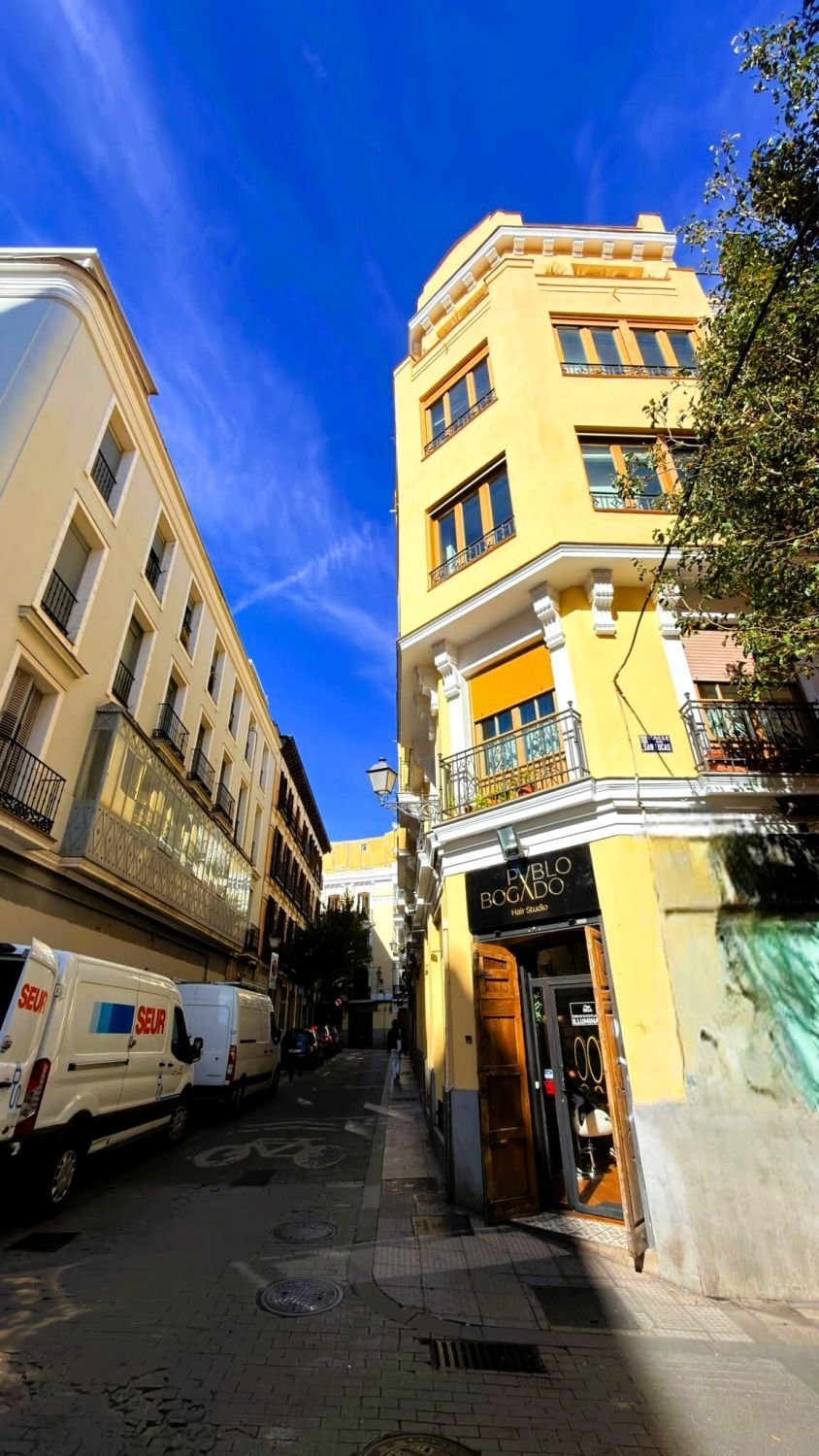 Andere in Centro, Madrid, Spanien 1 - 19182897