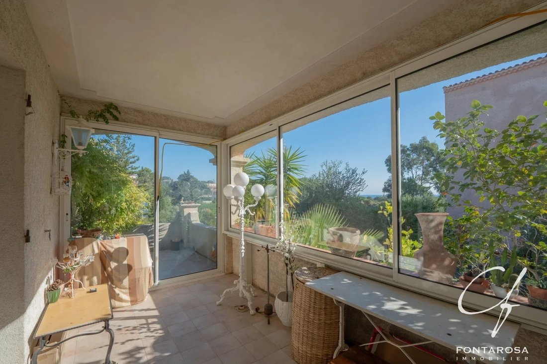 Maison à Les Issambres, Roquebrune-sur-Argens, France 3 - 15719126