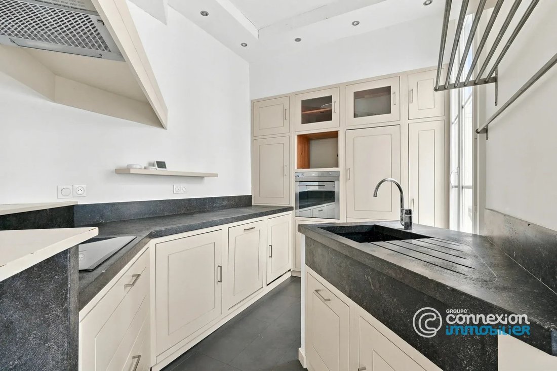 Apartment in Porte Saint Denis-Paradis, Paris 10e Arrondissement, Paris 4 - 19183491