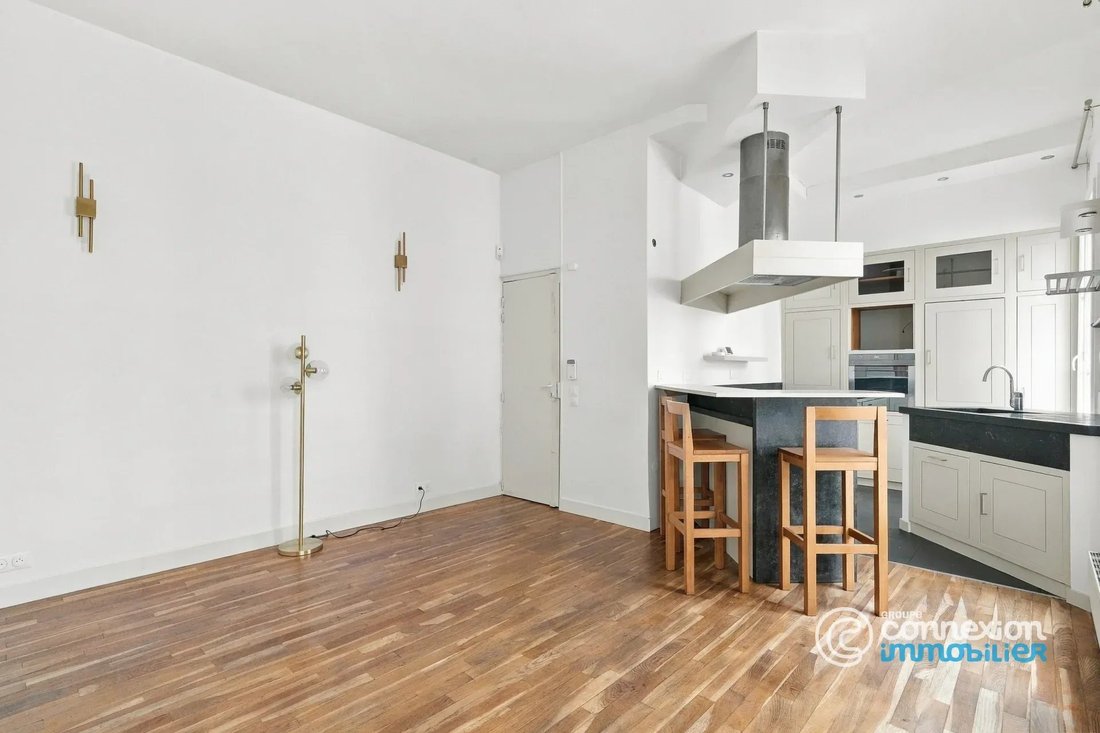 Apartment in Porte Saint Denis-Paradis, Paris 10e Arrondissement, Paris 3 - 19183491