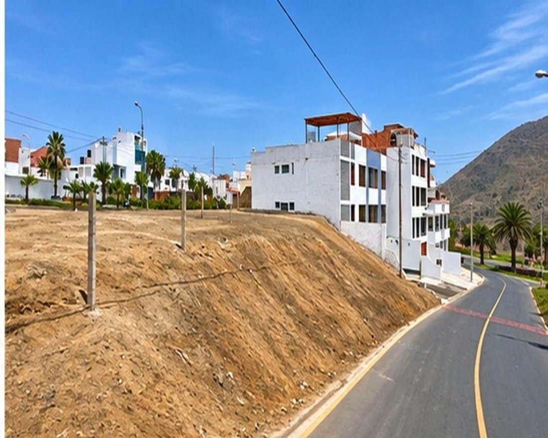 Terreno a San Juan de Miraflores, Metropolitan Municipality of Lima, Perù 4 - 19184011
