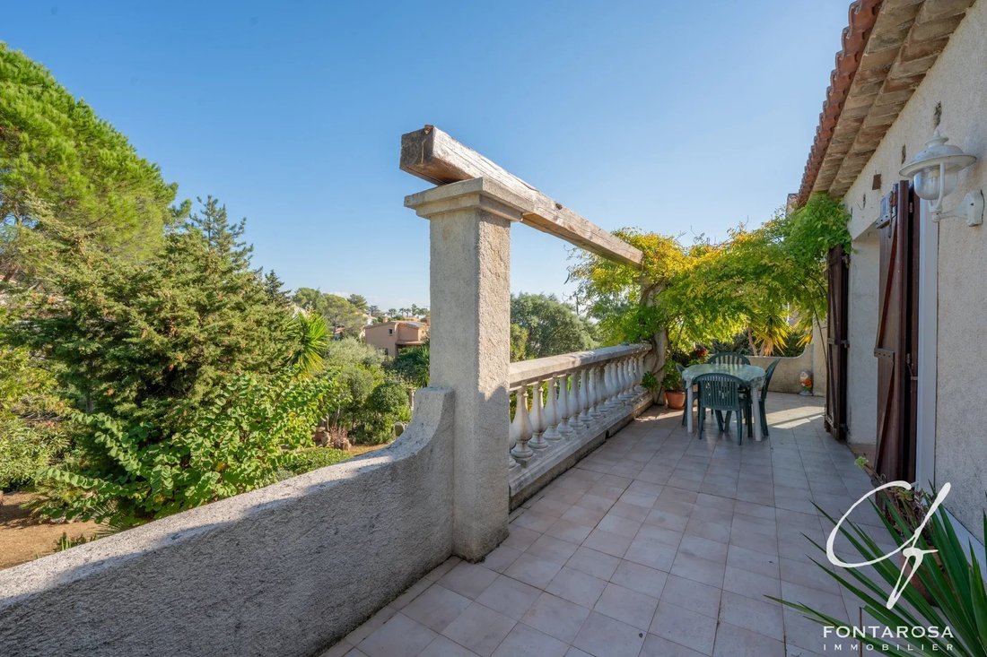 Maison à Les Issambres, Roquebrune-sur-Argens, France 4 - 15719126