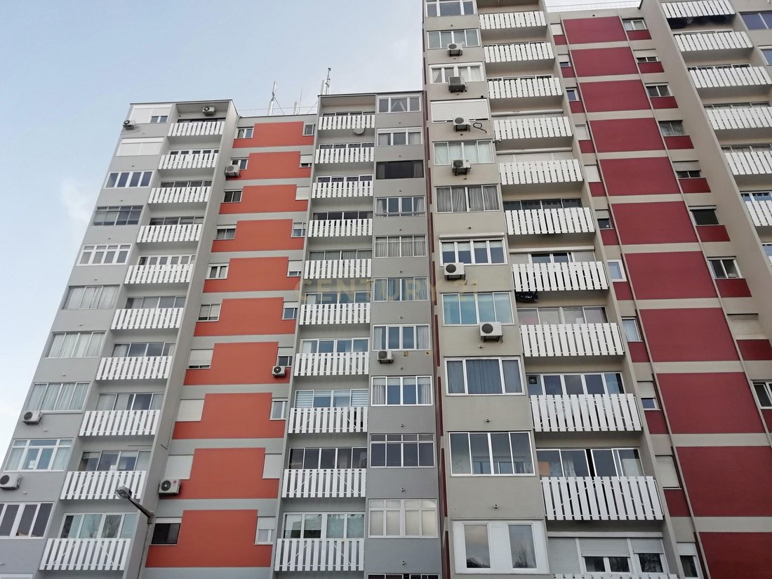 Apartment in Sao Domingos de Benfica, Lisbon, Portugal 1 - 19183676