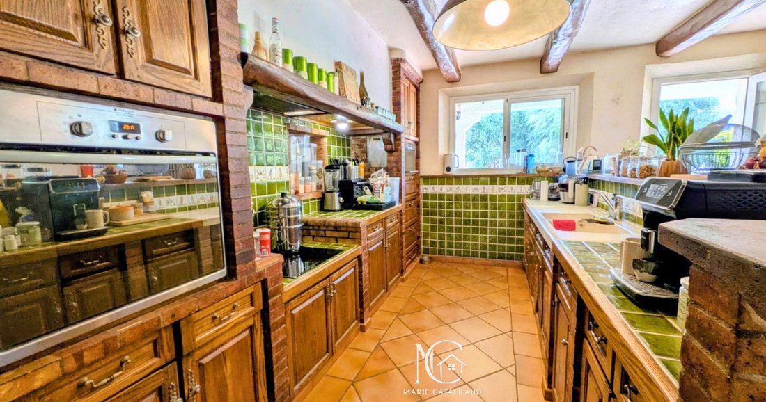 Villa a Ecarts, Roquebrune-sur-Argens, Francia 5 - 19183872