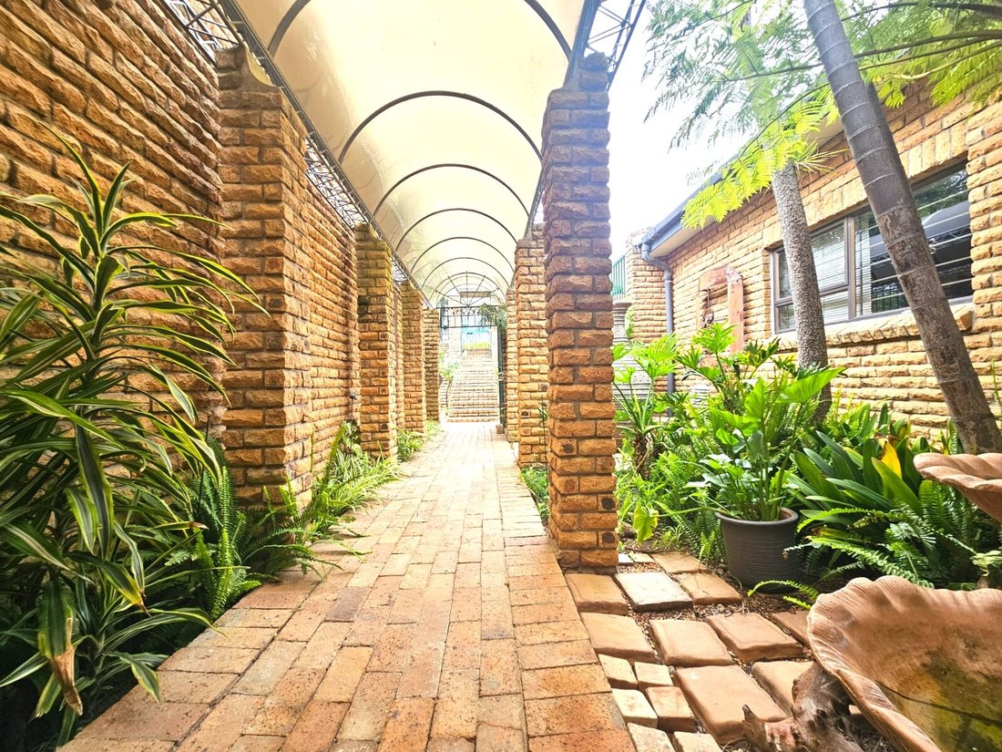 Maison à Plattekloof, Northern Suburbs, Le Cap 2 - 19183999