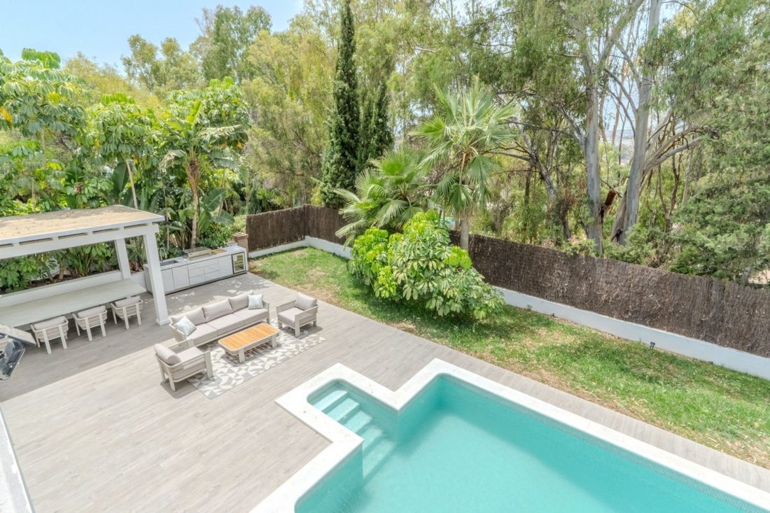 Villa in Nueva Andalucia, Marbella, Spain 2 - 19183762