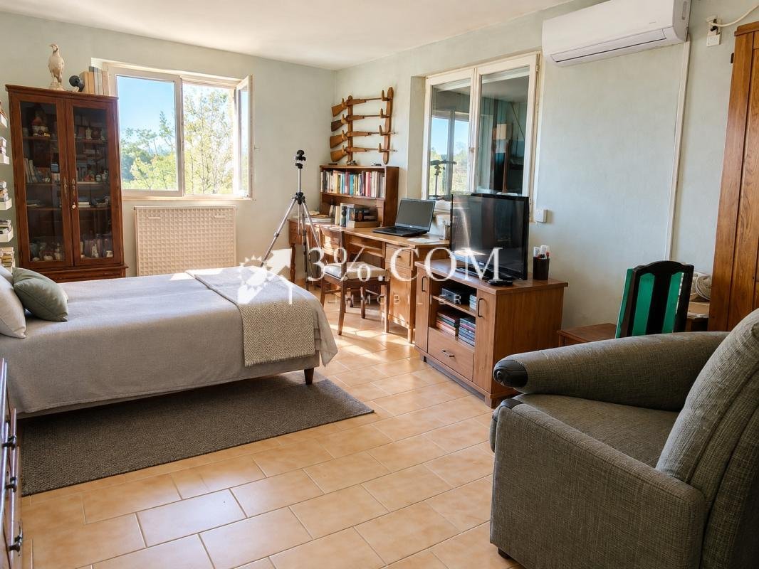 Casa en Grimaud, Provenza-Alpes-Costa Azul, Francia 4 - 19183728