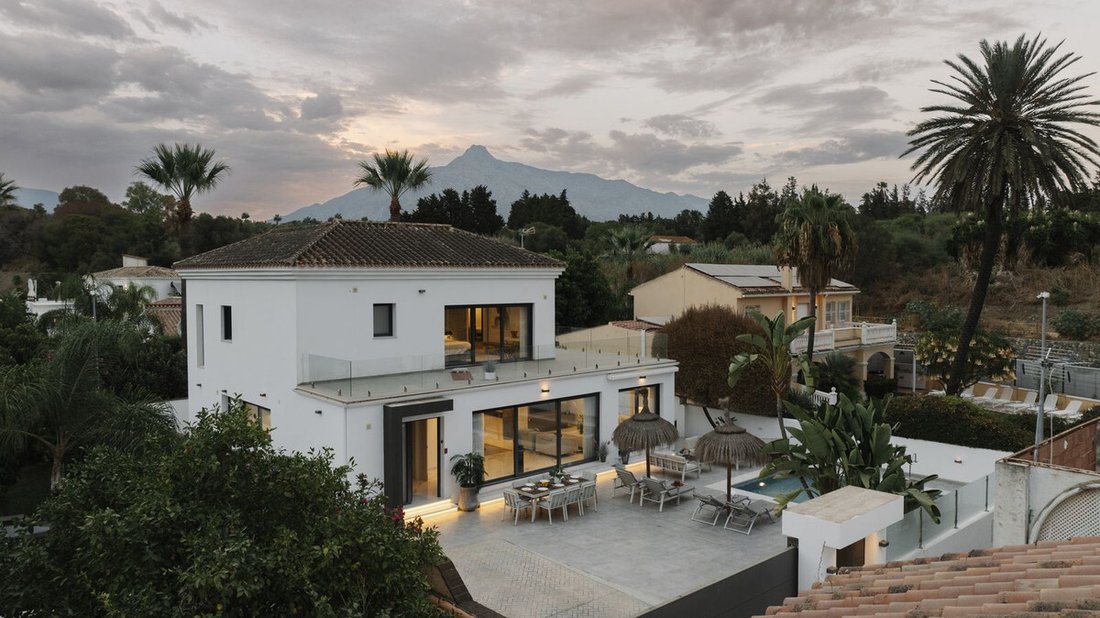 Villa in Nueva Andalucía, Marbella, Spanien 1 - 19183177