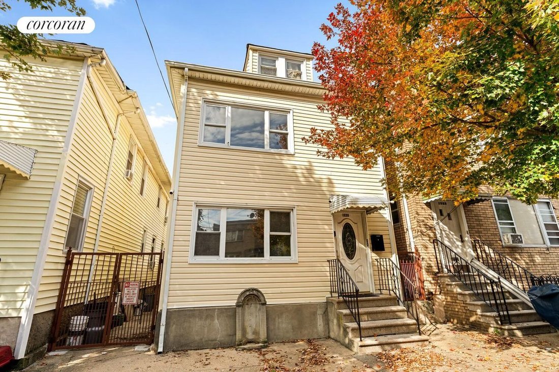House in New York, New York, United States 1 - 19183087