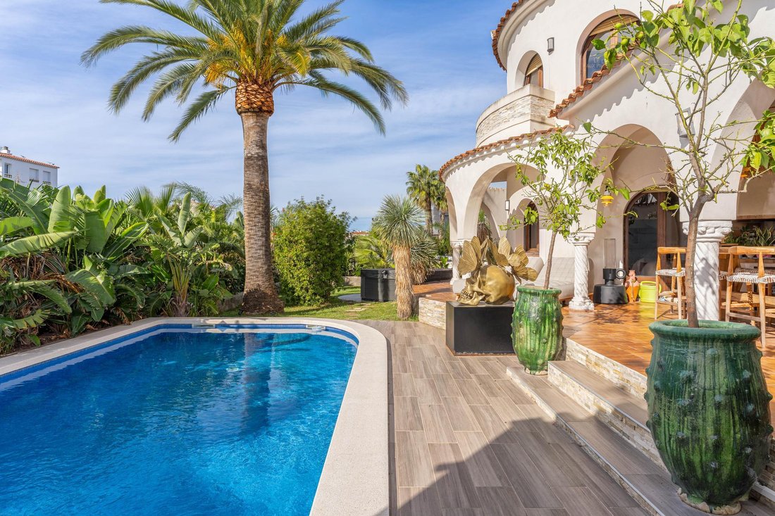 Villa a Empuriabrava, Catalogna, Spagna 4 - 19183389