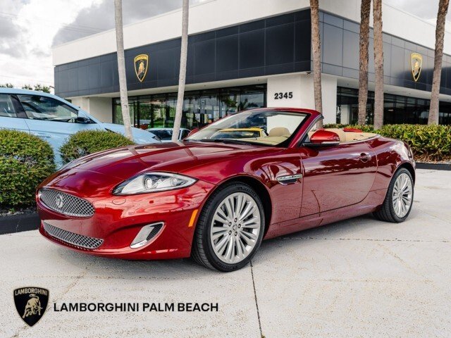 Cabriolet in Palm Beach, FL, United States 1 - 19183636