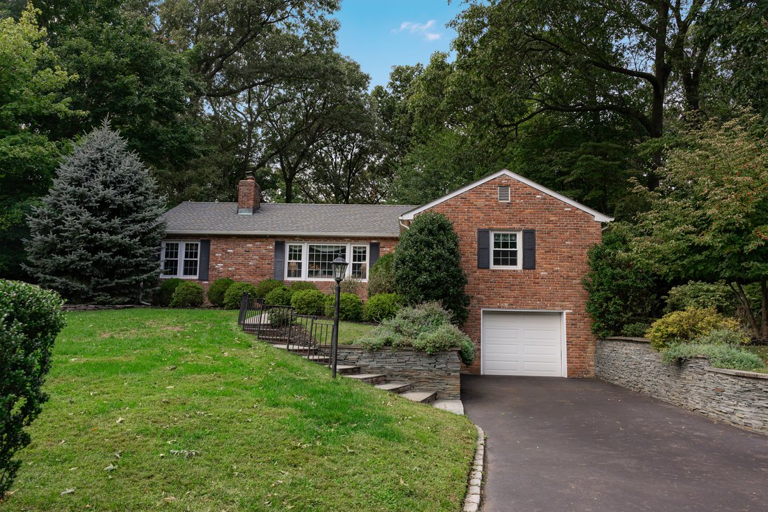 Casa a Stony Brook, New York, Stati Uniti 1 - 19184082