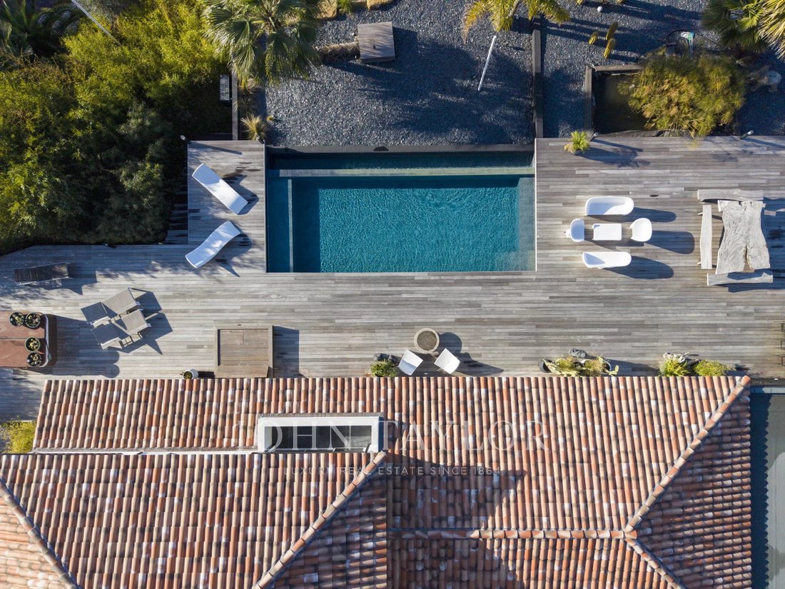 Casa a Saint-Cyr-sur-Mer, Provenza-Alpi-Costa Azzurra, Francia 3 - 19183584