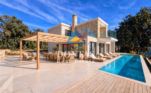 Villa en Corfú, Peloponnese, Western Greece and the Ionian, Grecia 1
