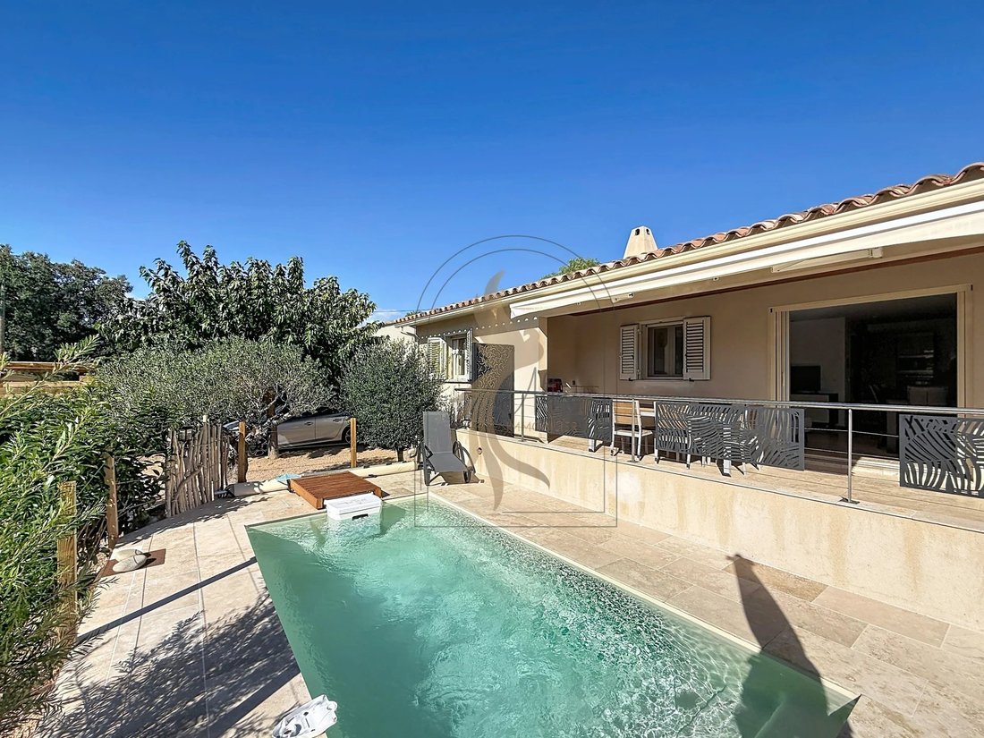 Villa en Porto-Vecchio, Córcega, Francia 1 - 19183656