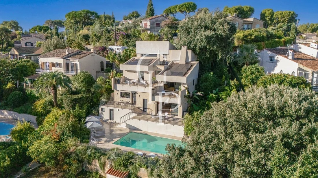 Villa a Les Cougoulins-Rastines, Antibes, Francia 1 - 19183614