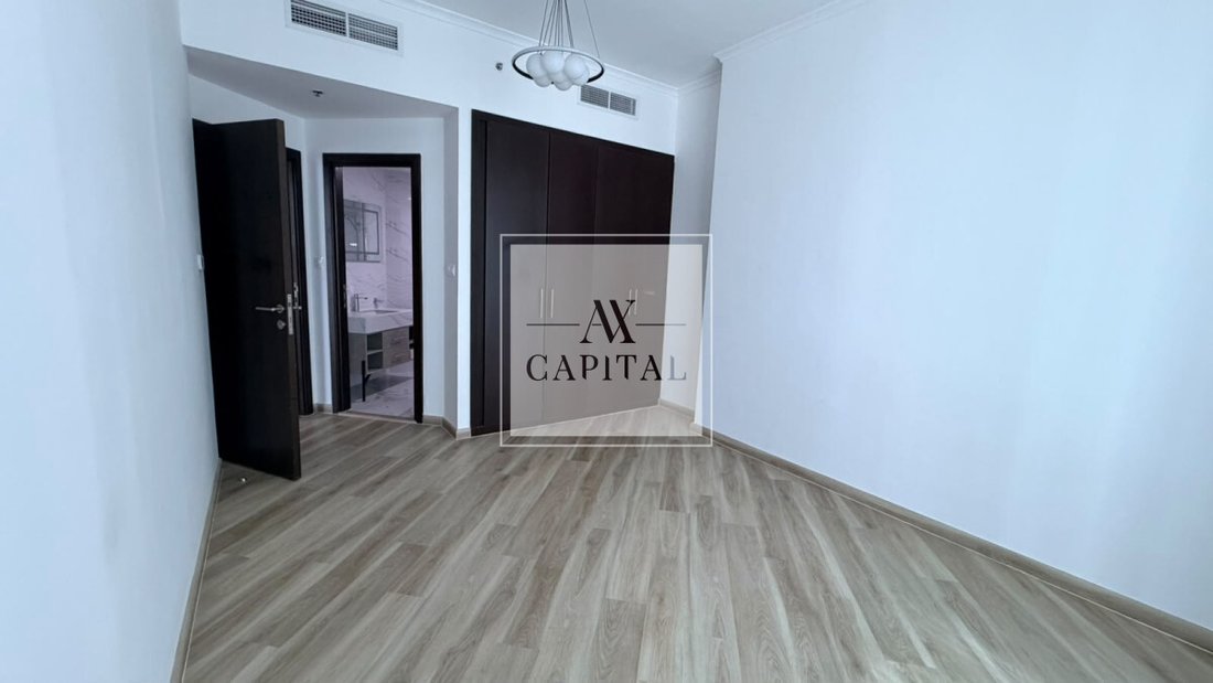 Apartment in Dubai Marina / Marsa Dubai, Dubai, United Arab Emirates 3 - 19183232