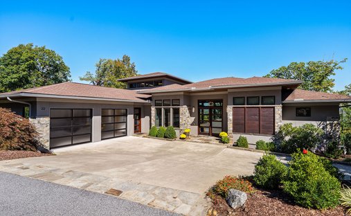 House in Hendersonville, North Carolina, United States 1