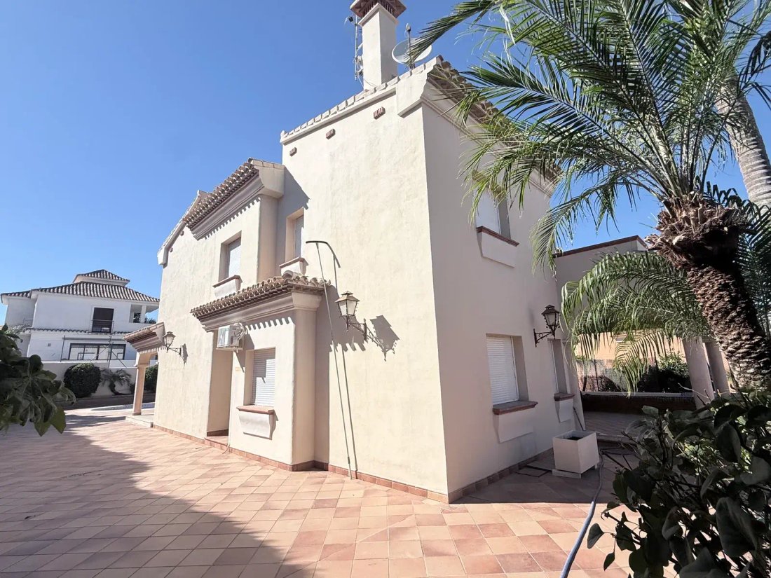 Villa a Alhaurín el Grande, Andalusia, Spagna 1 - 19183472