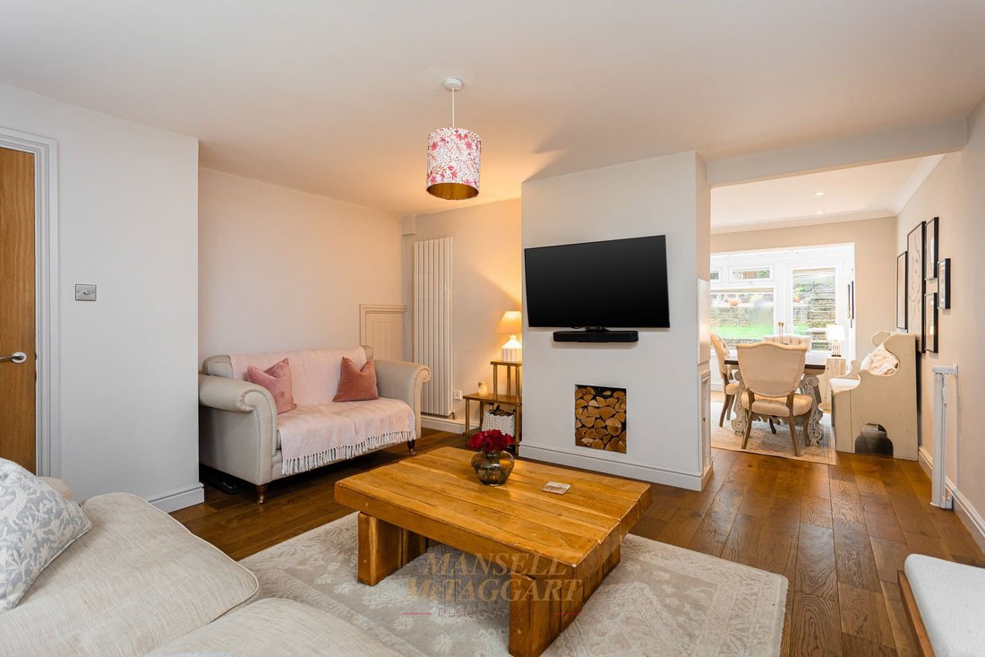 Haus in Crawley Down (Worth), Crawley Down, England 2 - 19183814
