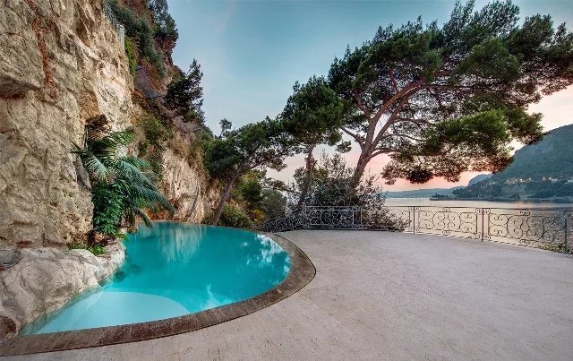 Villa in Cap d'Ail, Provence-Alpes-Côte d'Azur, Frankreich 2 - 19183275