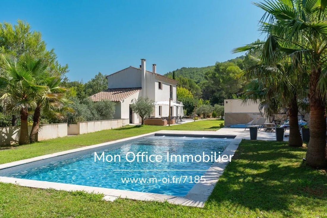 Maison à Rognes, Provence-Alpes-Côte d'Azur, France 2 - 19183716