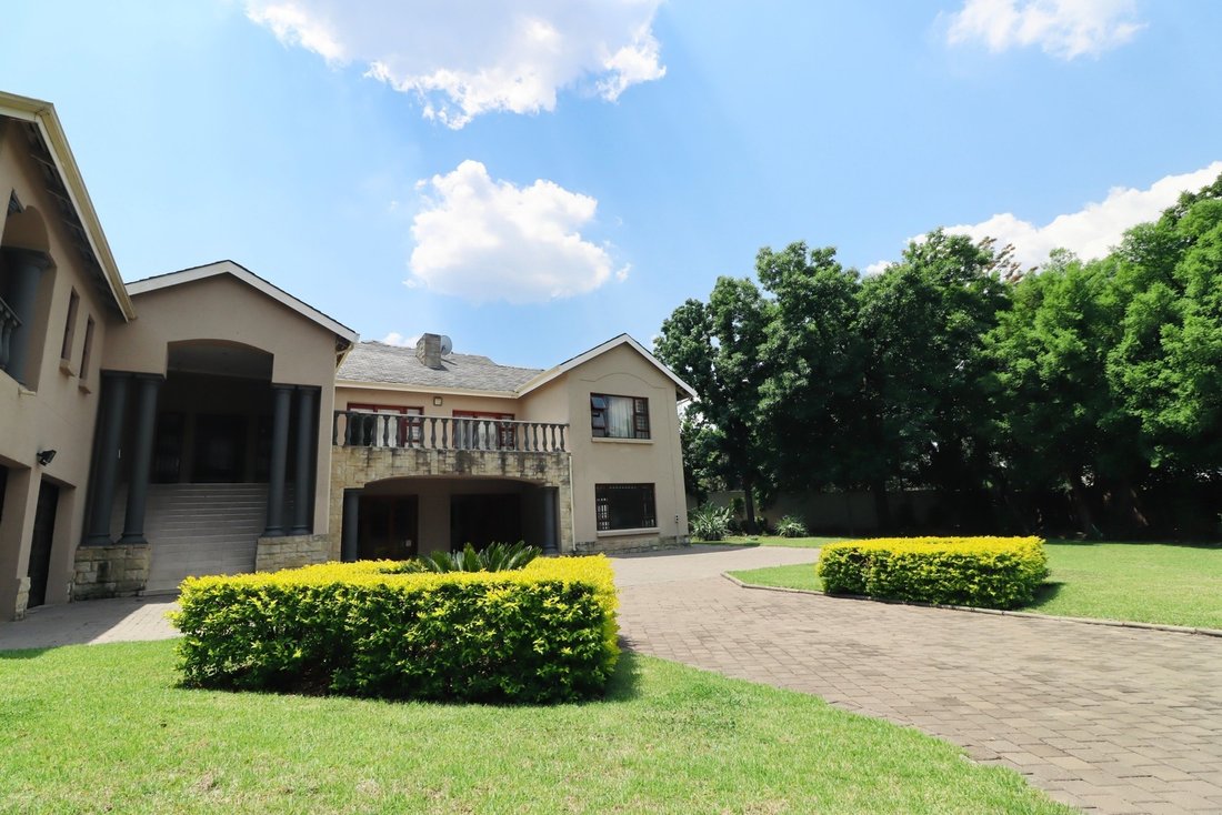 Casa en Bryanston, Gauteng, Sudáfrica 2 - 19184003