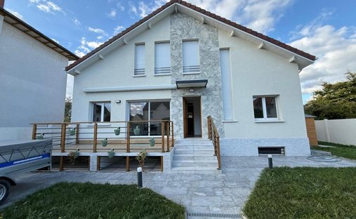 Casa a La Frette-sur-Seine, Isola di Francia, Francia 1