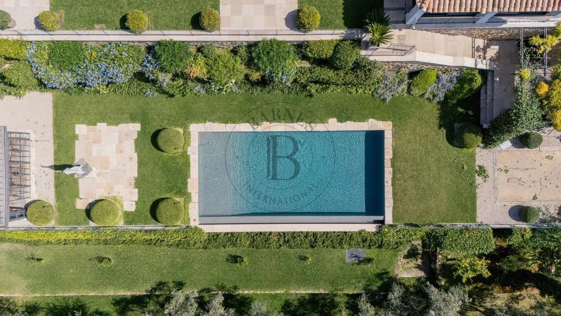 Casa en Mougins, Provenza-Alpes-Costa Azul, Francia 3 - 19183674
