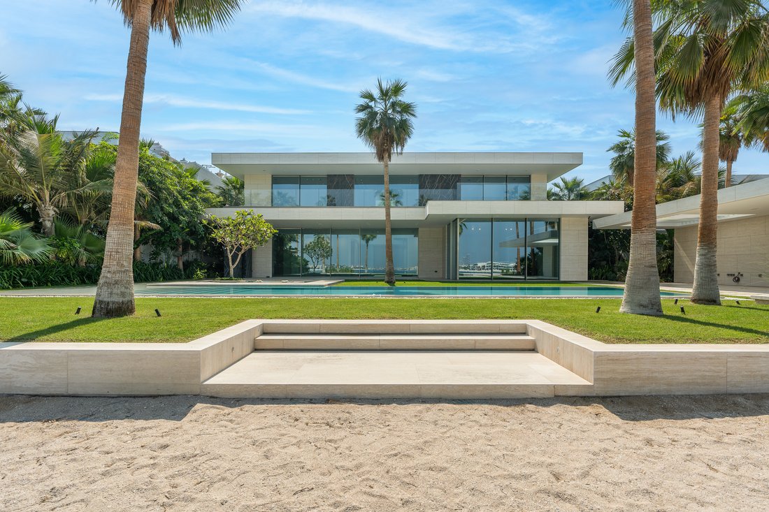 Villa in Palm Jumeirah, Dubai, United Arab Emirates 1 - 19183648