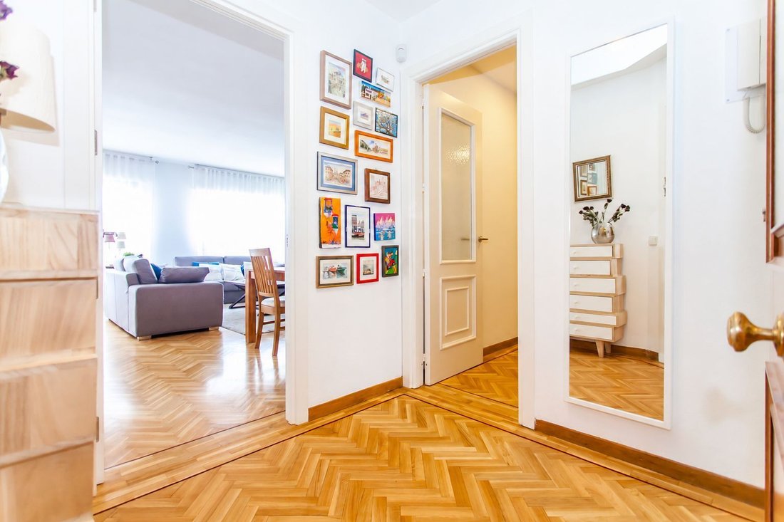 Appartement à Ciudad Lineal, Madrid, Espagne 2 - 19183947