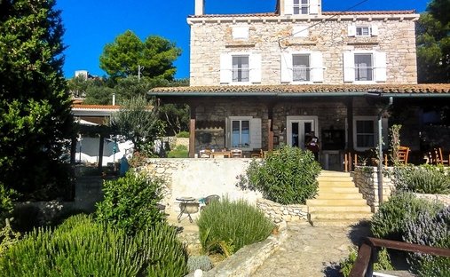 Haus in Grad Mali Losinj, Primorje-Gorski, Kroatien 1
