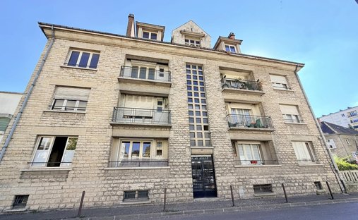 Jules Guesde, Troyes, Francia 1