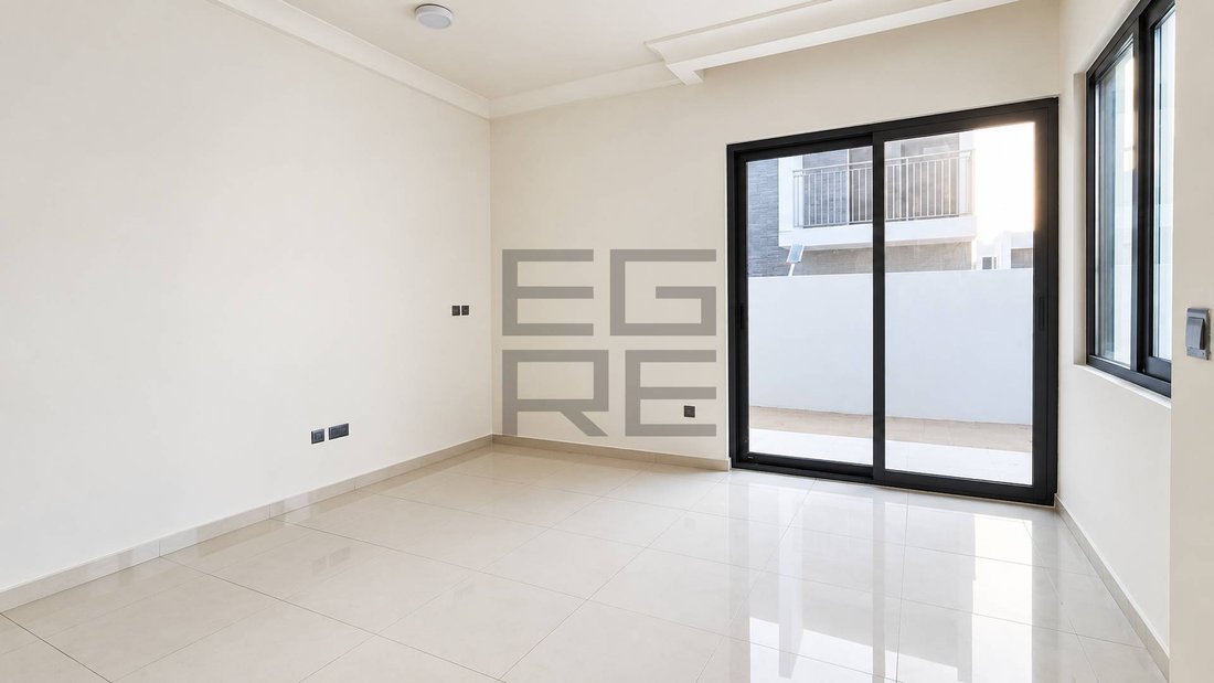 Villa in Damac Hills 2, Dubai, United Arab Emirates 5 - 19183412